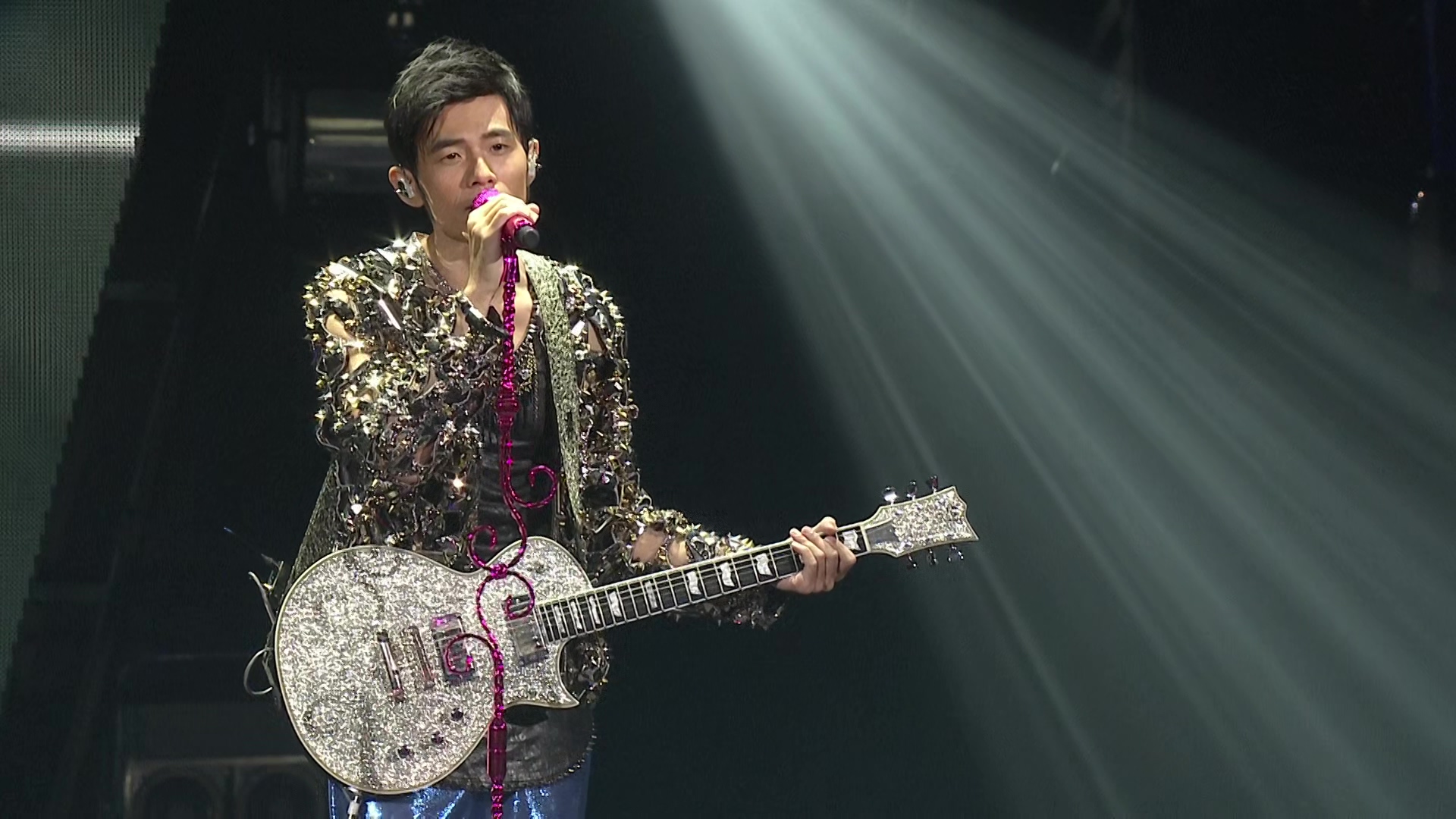 周杰伦魔天伦世界巡回演唱会.Opus.Jay.World.Tour.BDRip.1080p.6ch.x265.ac3.LoaDream.jpg