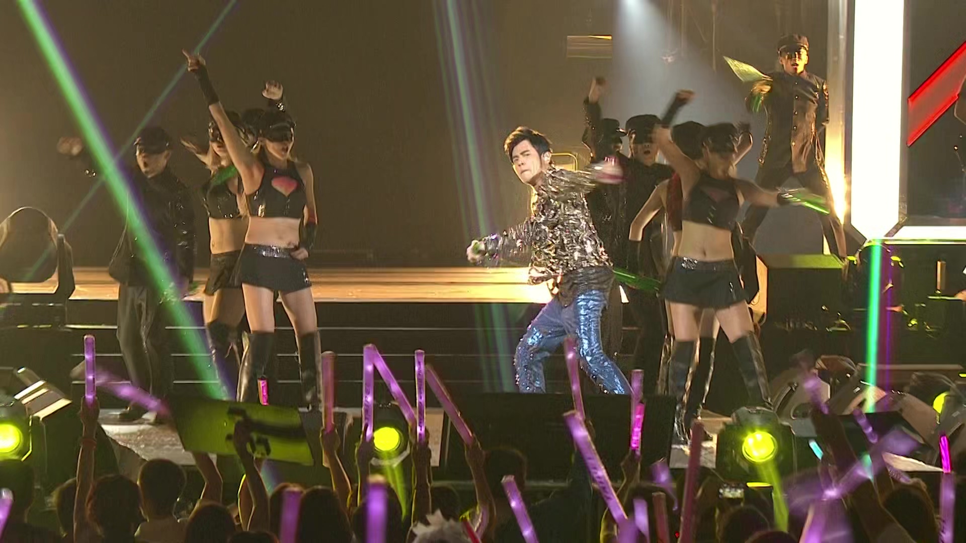 周杰伦魔天伦世界巡回演唱会.Opus.Jay.World.Tour.BDRip.1080p.6ch.x265.ac3.LoaDream.jpg